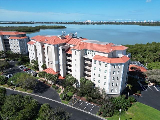 269 Vintage Bay DR C7, Marco Island, FL 34145