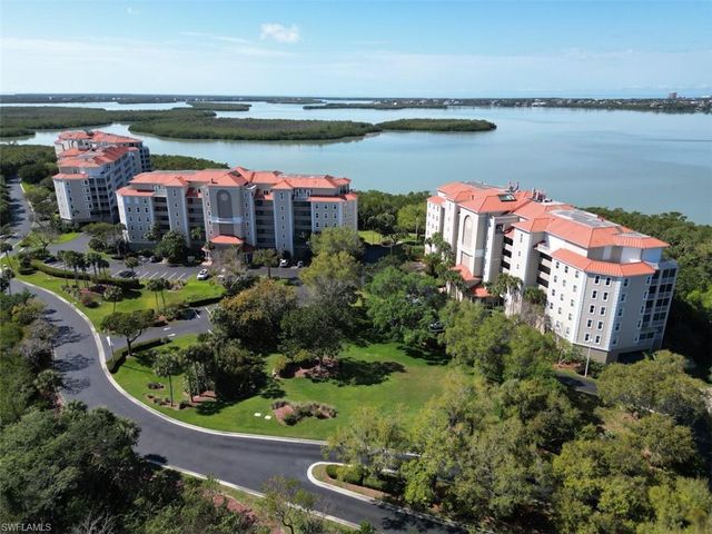 269 Vintage Bay DR C7, Marco Island, FL 34145