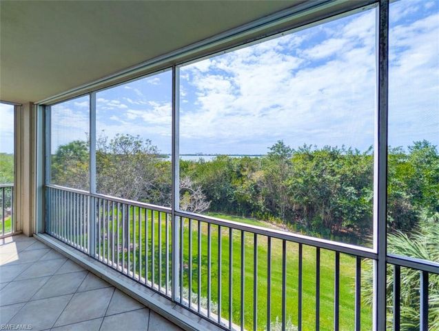 269 Vintage Bay DR C7, Marco Island, FL 34145