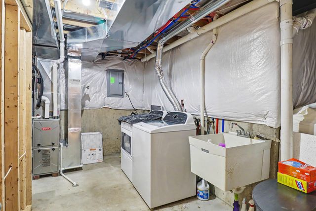 50492 Beechwood Court, Plymouth, MI 48170