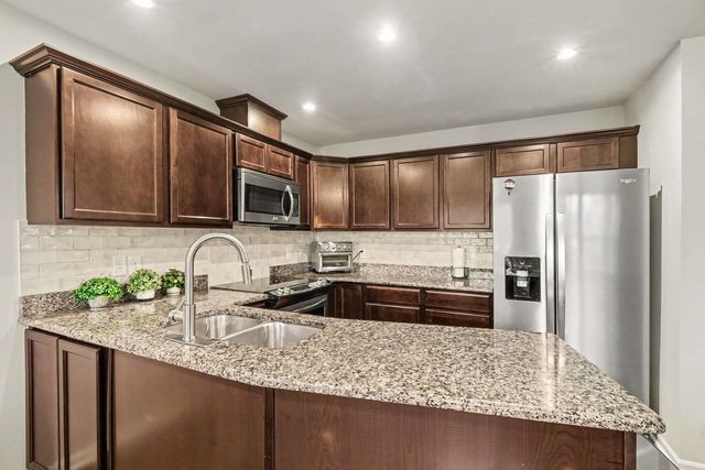 50492 Beechwood Court, Plymouth, MI 48170