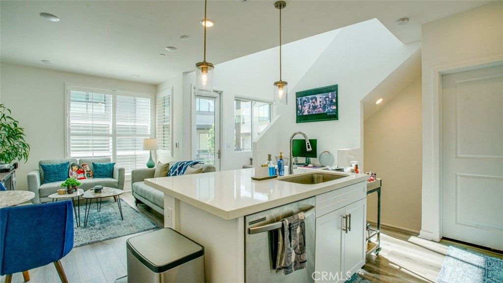 Image 10 of property listing at 9613 Nova Place, Rancho Cucamonga, CA 91730