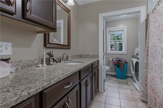 2446 Plainfield Pike, Johnston, RI 02919