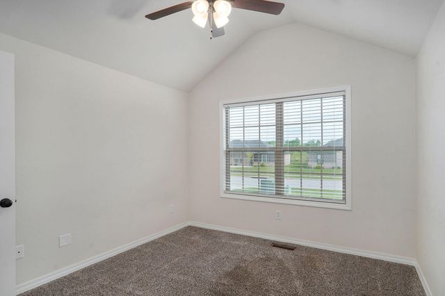 5627 W Mangrove Street, Springfield, MO 65802