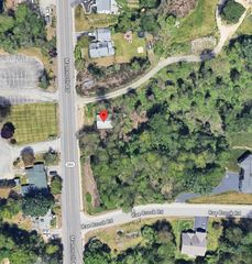 19 Mammoth Road, Hooksett, NH 03106