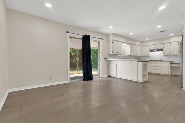 2500 W Elm Street, Denison, TX 75020