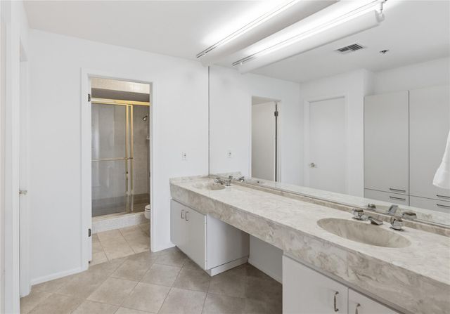 40 N Interstate 35 7B1, Austin, TX 78701