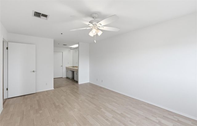 40 N Interstate 35 7B1, Austin, TX 78701