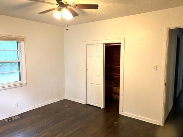 8444 Wayne Street, Kansas City, MO 64131