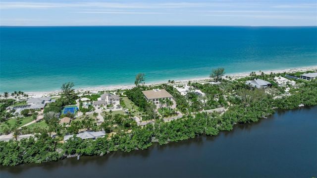 8132 SANDERLING ROAD, Sarasota, FL 34242
