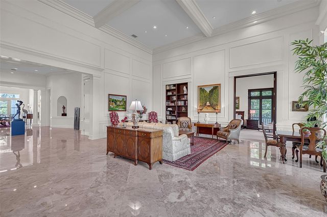 8132 SANDERLING ROAD, Sarasota, FL 34242