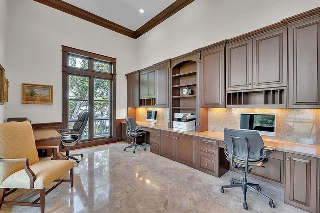 8132 SANDERLING ROAD, Sarasota, FL 34242