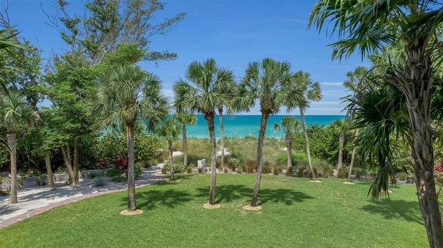 8132 SANDERLING ROAD, Sarasota, FL 34242