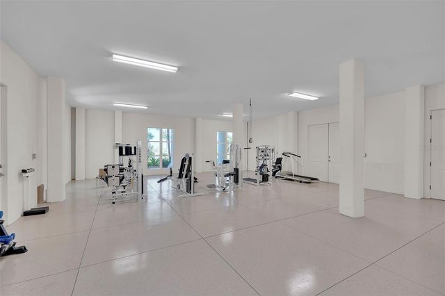 8132 SANDERLING ROAD, Sarasota, FL 34242