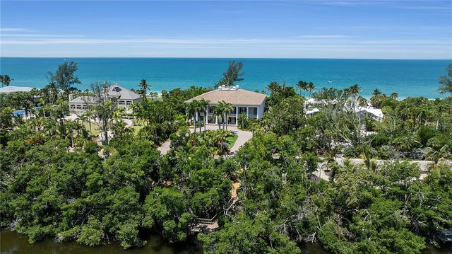 8132 SANDERLING ROAD, Sarasota, FL 34242