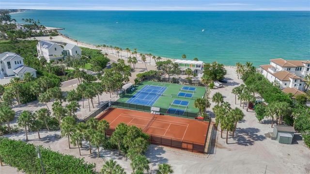 8132 SANDERLING ROAD, Sarasota, FL 34242