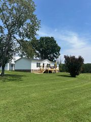 220 Camp Fincastle LN, Fincastle, VA 24090