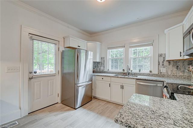 1834 Brantley Street, Winston-salem, NC 27103