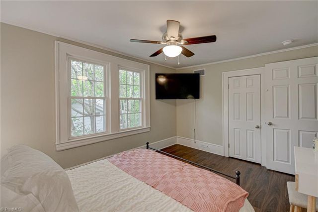 1834 Brantley Street, Winston-salem, NC 27103