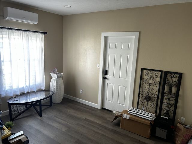 908 W Chestnut Street, Denison, TX 75020