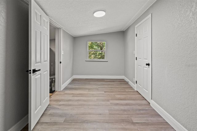 1606 E OSBORNE AVENUE, Tampa, FL 33610