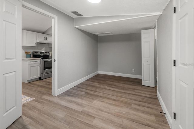 1606 E OSBORNE AVENUE, Tampa, FL 33610