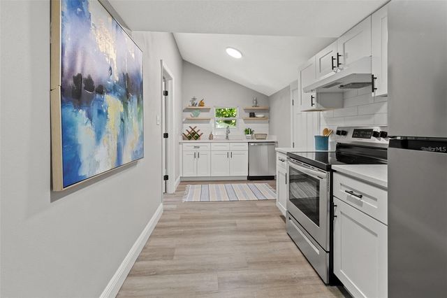 1606 E OSBORNE AVENUE, Tampa, FL 33610
