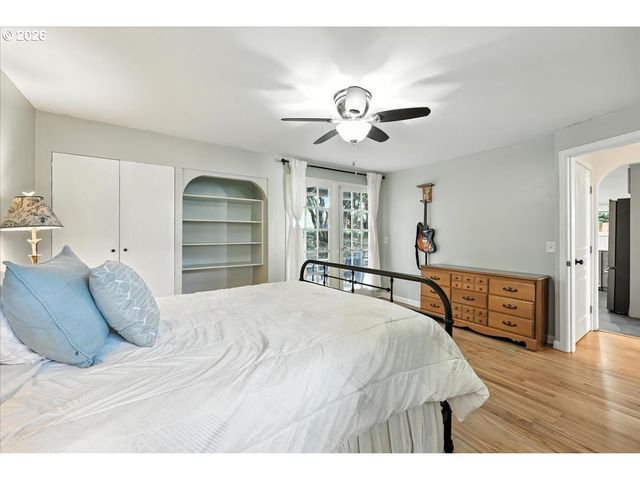 3144 Ne 103RD Pl, Portland, OR 97220