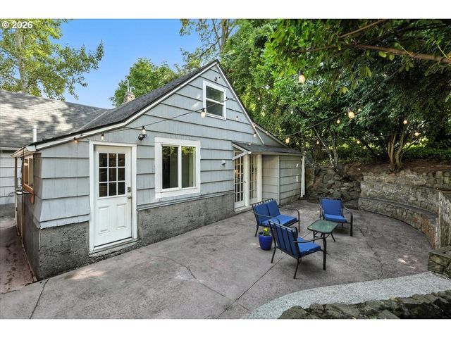 3144 Ne 103RD Pl, Portland, OR 97220