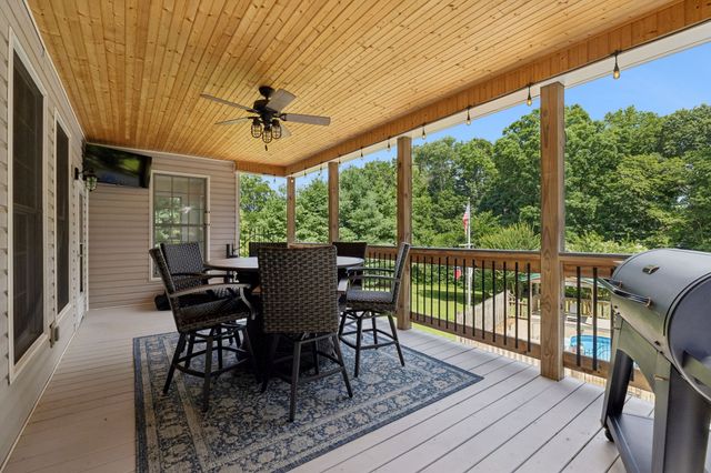5008 Highpoint Rd, Pleasant View, TN 37146