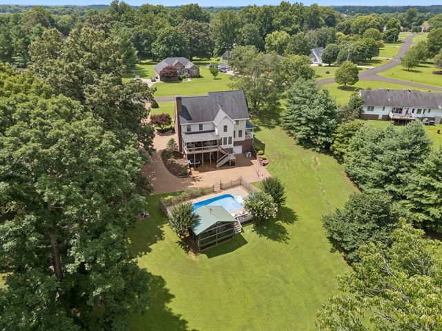 5008 Highpoint Rd, Pleasant View, TN 37146