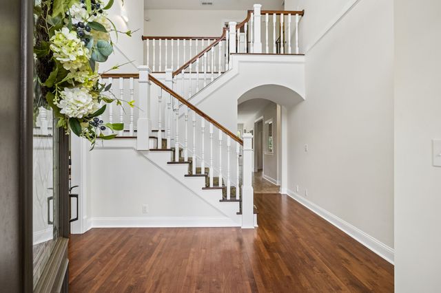 5008 Highpoint Rd, Pleasant View, TN 37146