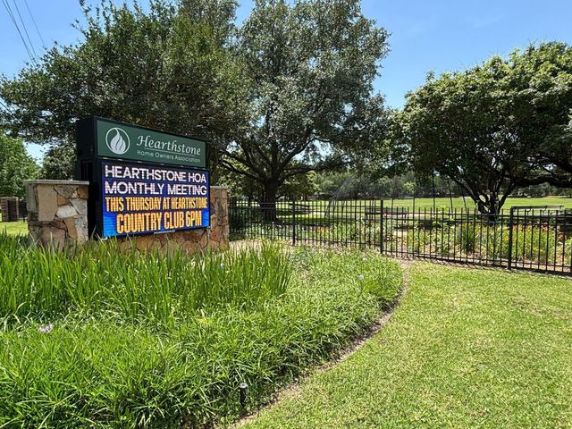 1019 Sawgrass Ridge Lane, Houston, TX 77073