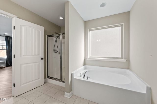 619 Laurel Berry Court, Apex, NC 27523