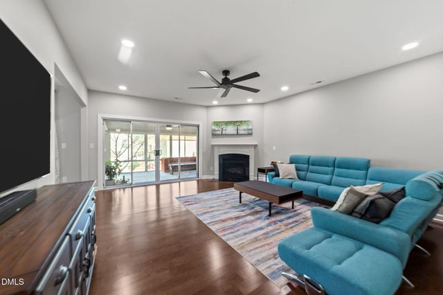 619 Laurel Berry Court, Apex, NC 27523