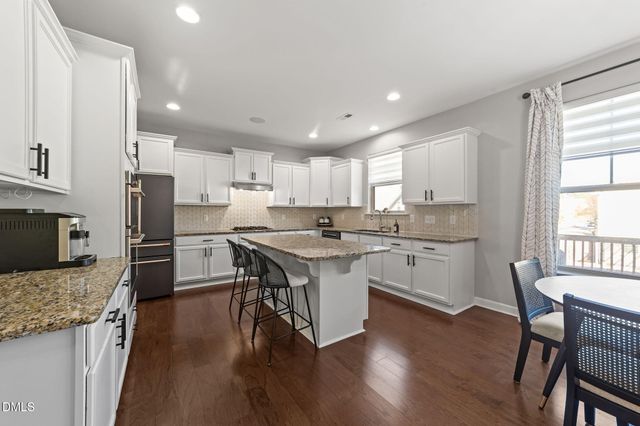 619 Laurel Berry Court, Apex, NC 27523