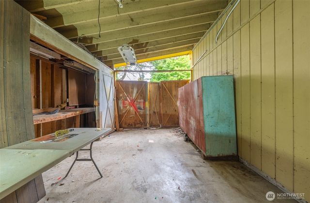 1216 E 70th Street, Tacoma, WA 98404