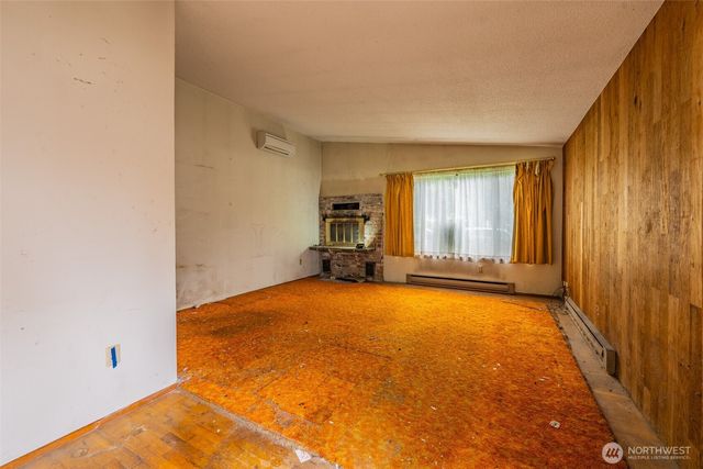 1216 E 70th Street, Tacoma, WA 98404