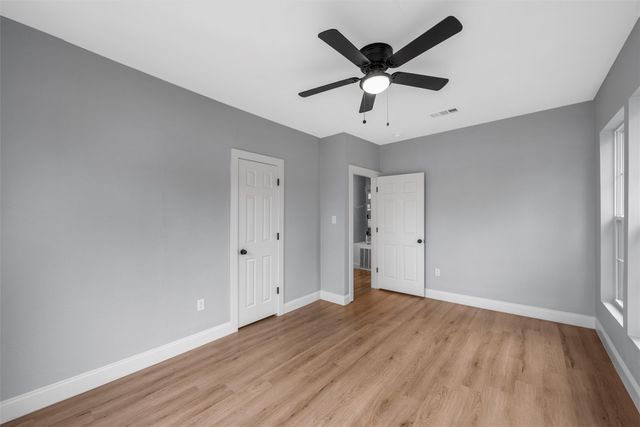 2111A HERRING Avenue, Waco, TX 76708