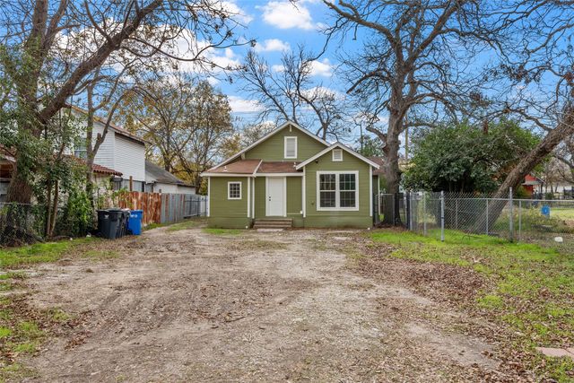 2111A HERRING Avenue, Waco, TX 76708