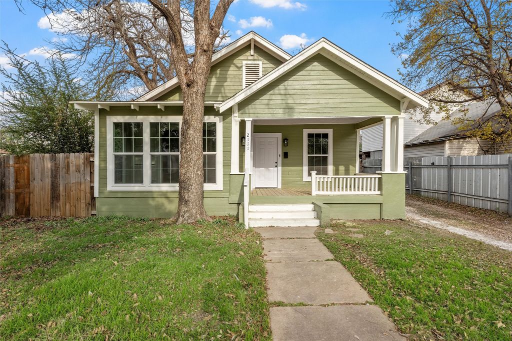 2111A HERRING Avenue, Waco, TX 76708