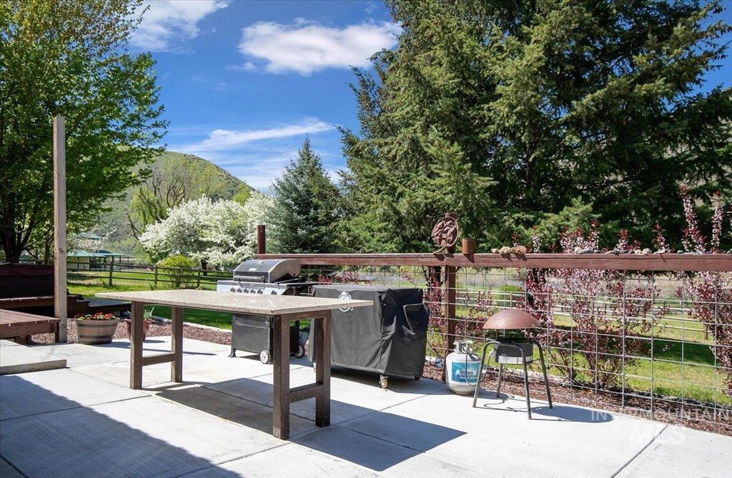 6856 Highway 55, Horseshoe Bend, ID 83629 photo 35