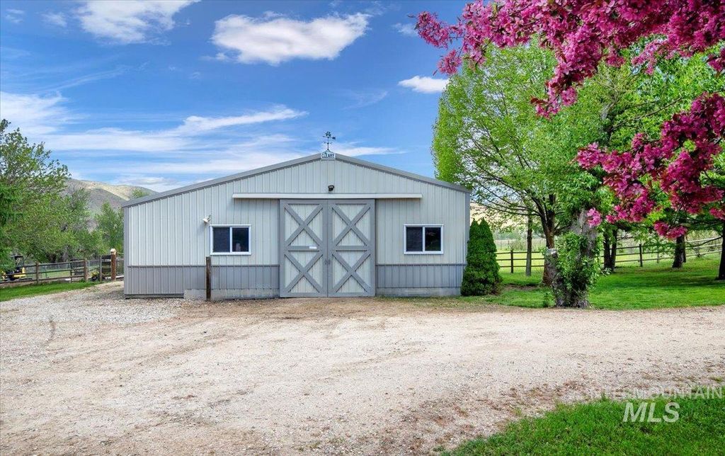 6856 Highway 55, Horseshoe Bend, ID 83629 photo 6