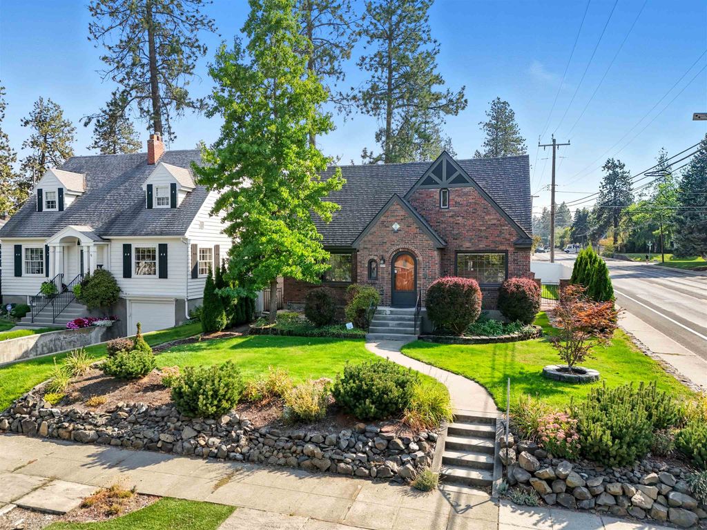 227 W 26TH Ave, Spokane, WA 99203 photo 2