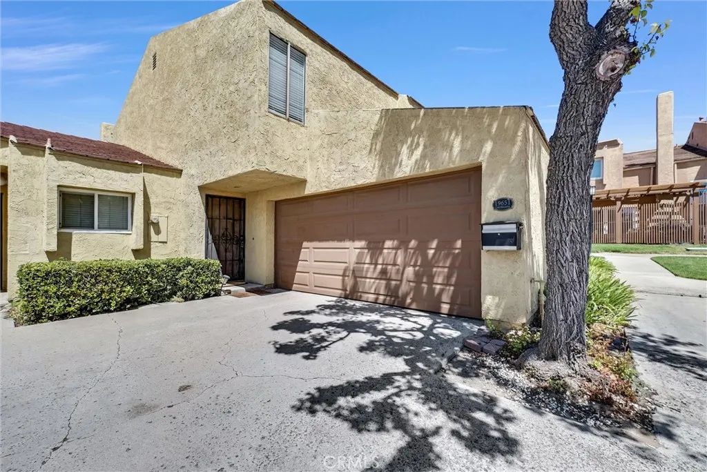 19651 Castellana, Yorba Linda, CA 92886