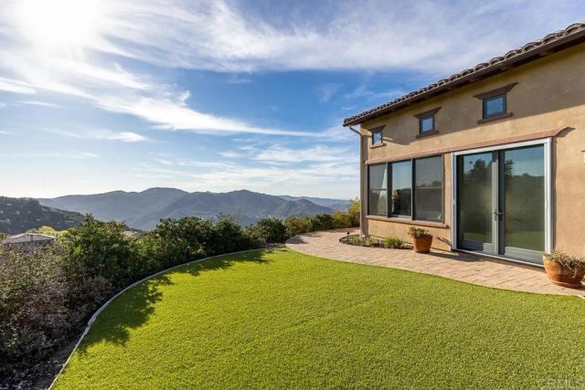 29472 Welk Highland Dr., Escondido, CA 92026