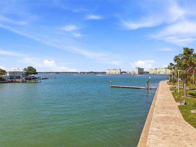 15467 GULF BOULEVARD 8, St Petersburg, FL 33708