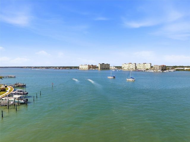 15467 GULF BOULEVARD 8, St Petersburg, FL 33708