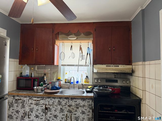 85 Bannister Street, Hartford, CT 06106