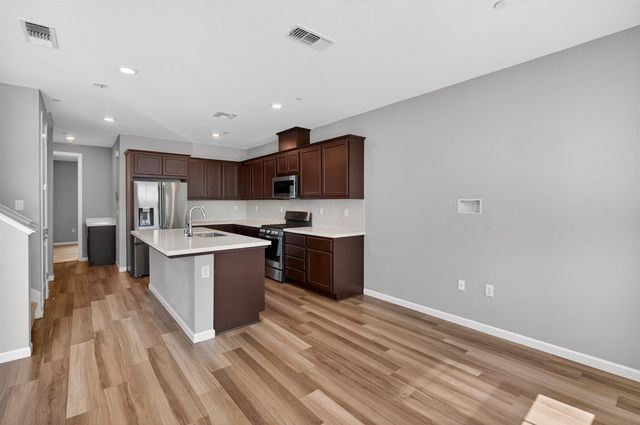 2937 Nimes Ln, Sacramento, CA 95834